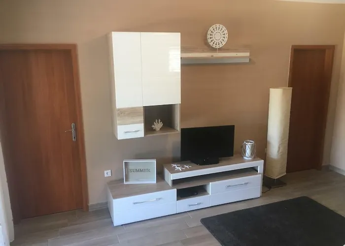 Apartament Mima *